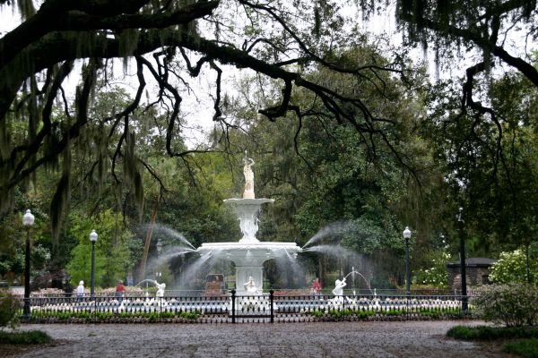 Forsyth Park in Savannah, Georgia. By Paul Goldfinger ©